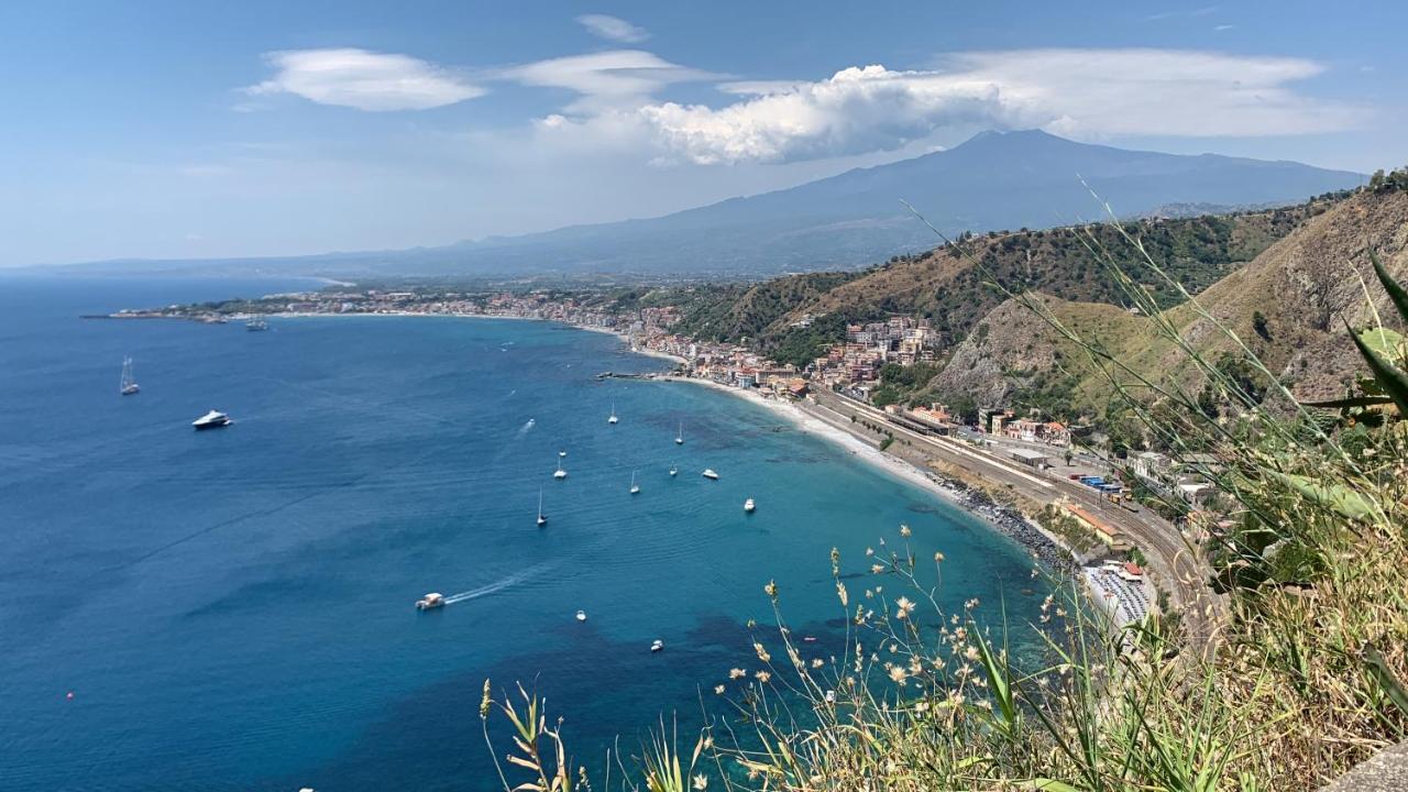 Aparthotel Sirina House Taormina Exterior foto