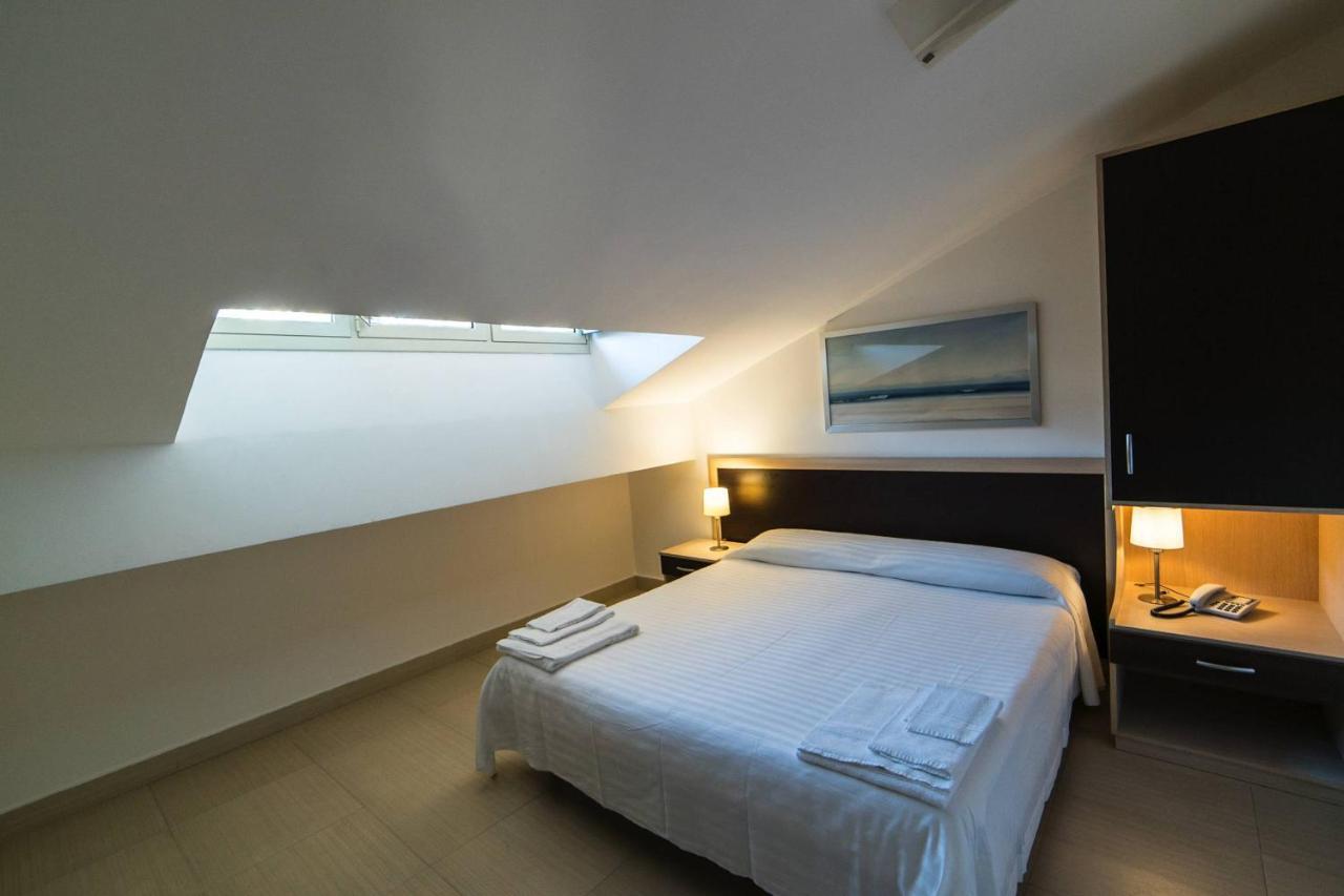 Aparthotel Sirina House Taormina Exterior foto